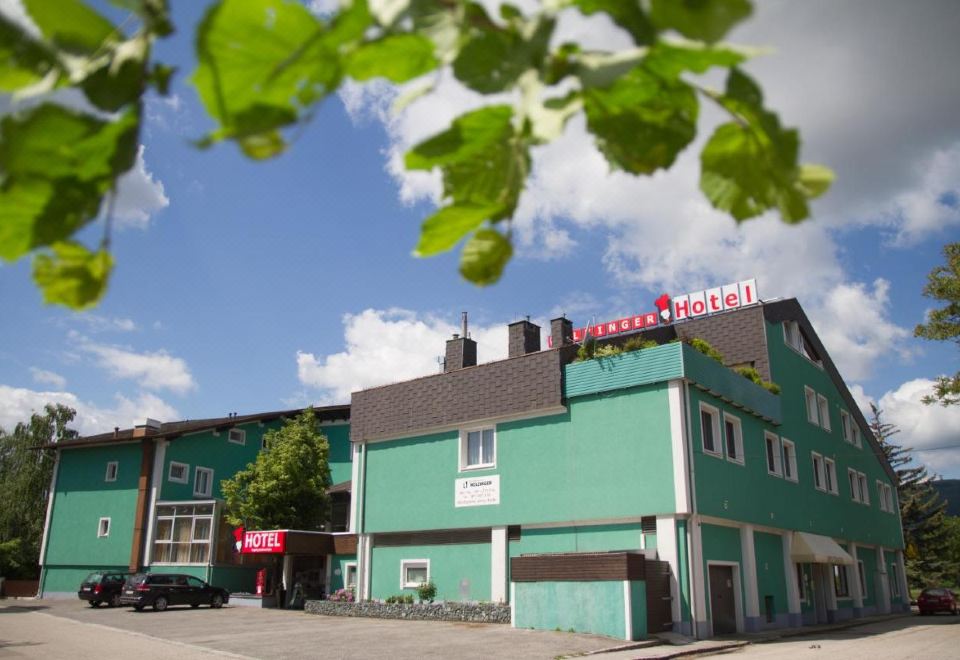 HB1 Budget Hotel - contactless check in - Housity