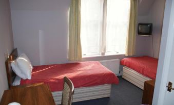 Kirkdale Hotel