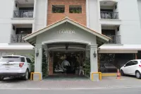 Plaza Florida Suites - 4 ดาว