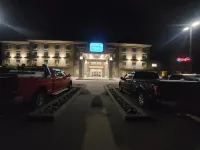 Vegreville Suites