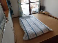 斯麥拉科斯庫裡奇民宿 Hamahiga Island Salt Factory附近的飯店