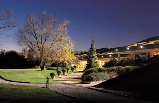 韋西利亞高爾夫度假酒店