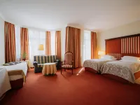 Boutique Hotel Maraton โรงแรมในโคซิเซ