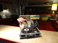 The Star Trek - Uss Enterprise Room at the Itty Bitty Inn - 2-Star