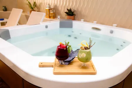 Golden Tulip Opera Alger Отели в г. Уле Фейе