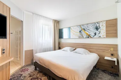 Brit Hotel Angers Parc Expo - l'Acropole Các khách sạn ở Cheffes