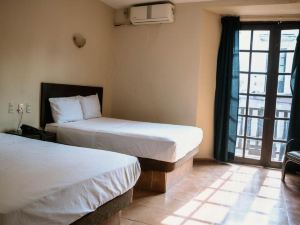 Hotel Plaza Centro Historico
