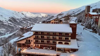 Alpeen Hotel