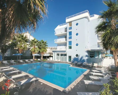 伽羅公寓酒店 泰拉莫省酒店