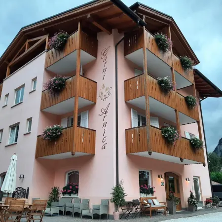 Hotel Garni Arnica
