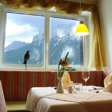 Hotel-Garni Drachenburg