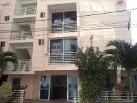 Hotel Bahia Plaza Hotels near sendero peatonal del Ziruma