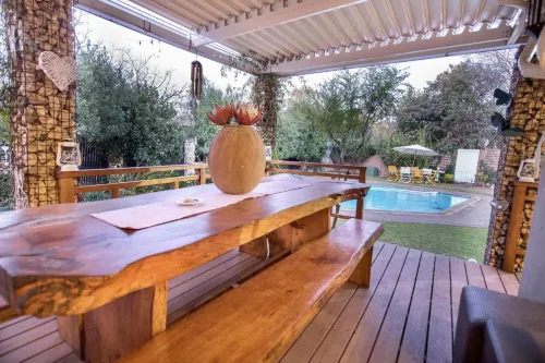 Cottonwood Guesthouse Oasis Hotel di Bloemfontein