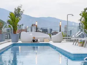Landmark Hotel