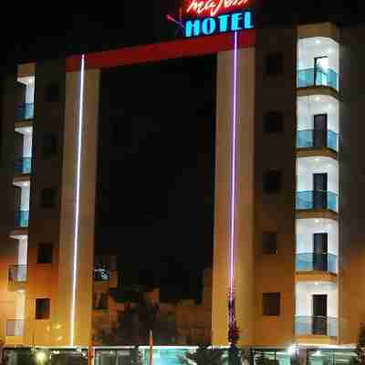 Majliss Hotel Downtown Hotel Exterior