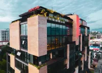 Hotel Sexto by Icono Hotels near Iglesia del Sagrado Corazon
