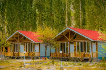 Greenwood Resort Skardu Отели рядом с Аэропорт Скарду