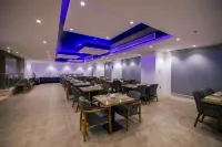 Mirnian Hotel