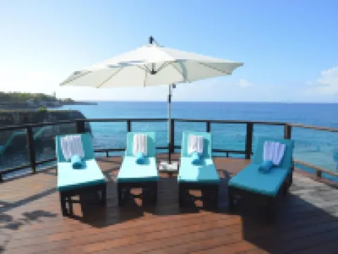 Villas Sur Mer Hotels in West End