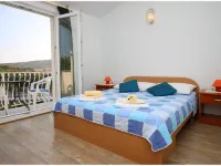 Apartments Huljev Hotels in Primosten