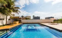 Hotel Londri Star - piscina