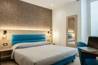 Cuneo Hotel - 3 Sao