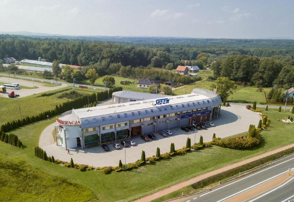 hotel overview picture