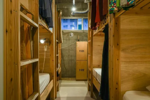 Hostel TangaTable