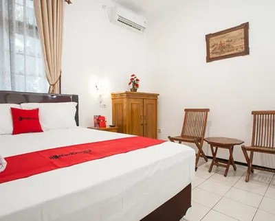 RedDoorz Near Sanan Malang