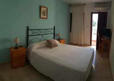 Hotel Casabermeja فنادق في Villanueva del Rosario