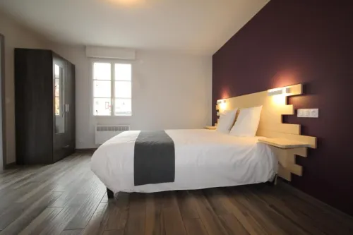 Logis hôtel Restaurant Auberge de la Cloche Hotel a Belleme