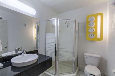 クイーンルーム(禁煙) モテール 6 オシュコシュの写真