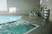 Breakers Resort - Lakeside - Hot Tub