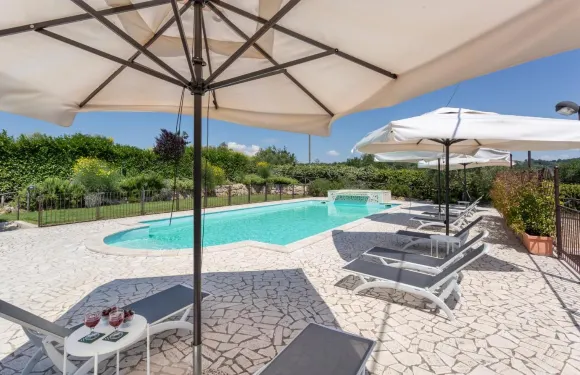 卡薩里農莊酒店