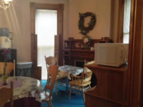 Inn Port d'Vino Hotels in Dayton