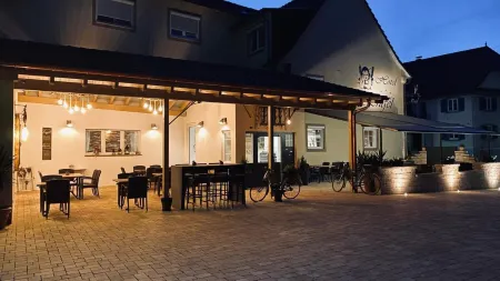 Hotel Engel Отели в г. Каппель-Графенхаузен