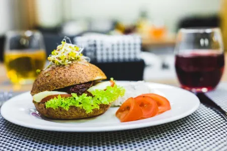 WAW Hotel Airport Okęcie Отели в г. Михаловице