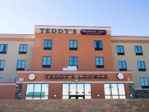 Teddy's Residential Suites New Town Hotels in Mountrail County