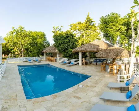 Blue Paloma Bed & Breakfast Hotels in Lucea