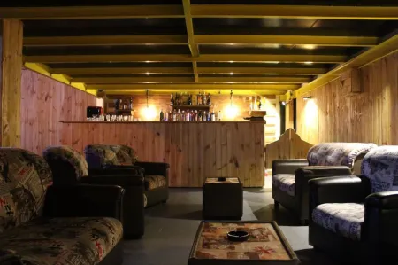 Suiteness Deir El Qamar Отели в г. Barouk