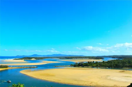 Marcel Towers Holiday Apartments