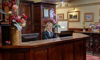 The George Hotel