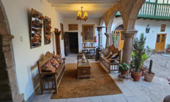 Andean Palace Boutique