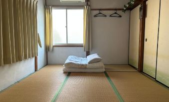 Tentsuku Guest House