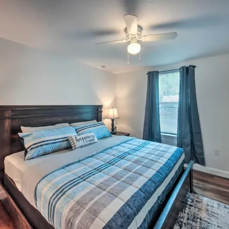 Pet-Friendly LaBelle Apt, Close to River!