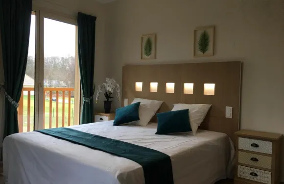 奧沙爾梅湖泳池