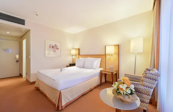 Q Quadro 城市酒店