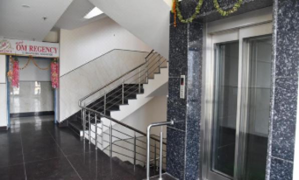 5. 호텔 옴 리젠시..