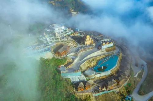 Heaven Gate Hotel O Quy Ho Hotels in Tam Đường District