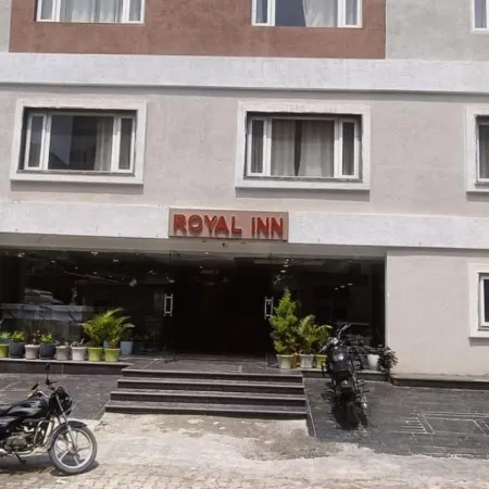 Royal Inn by White Panda Hotels